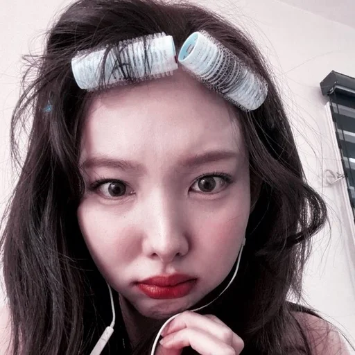 Sticker mood nayeon 🎸 by @fancamstanf :: @fStikBot - 8