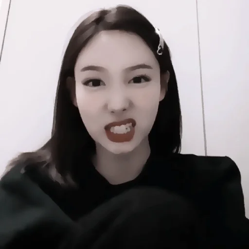 Стикер ⌕ ▸ nayeon ࣪ ‌fr.  @expressmoonst ᵎ ˖࣪ - 9