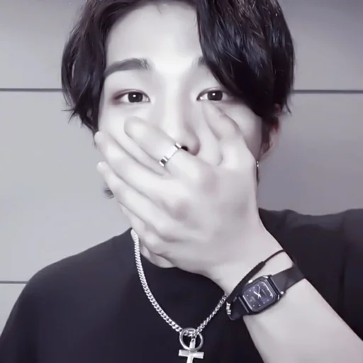 Человек модный аксессуар человеческое лицо