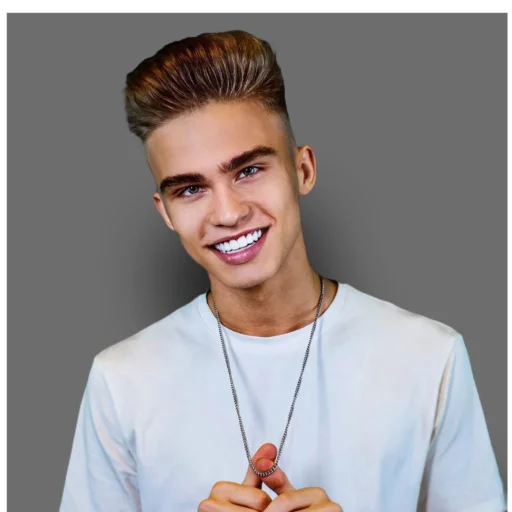 Стикер данил большаков 🥵 - 1