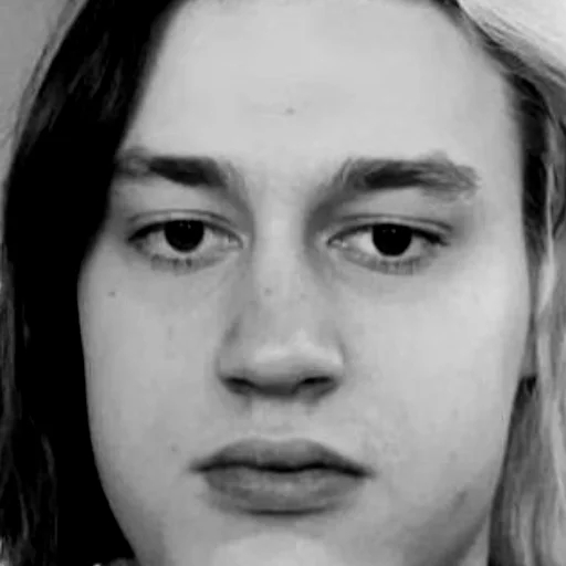 человеческое лицо черно-белый портрет