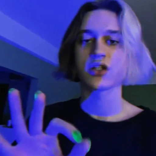 Человек человеческое лицо палец