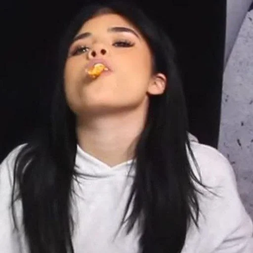 Стикер < несса от лексии > :: @fStikBot - 10