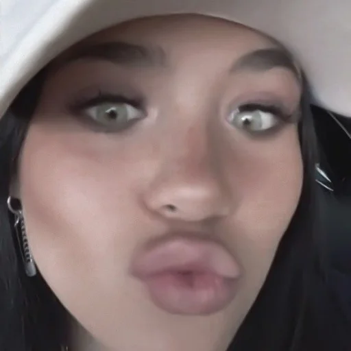 👜 - nessa ` . | @pecjuwr - 