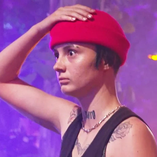 Стикер Новые Пацанки 👑 @new_pacanki - 9