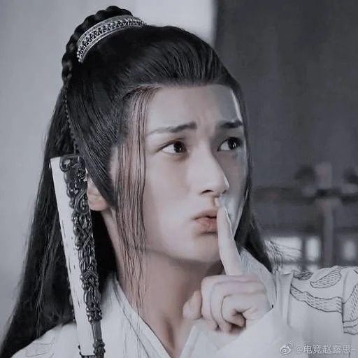 Человек человеческое лицо модный аксессуар