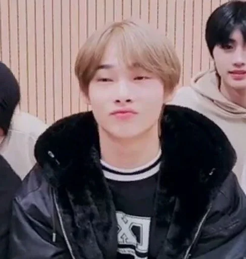 Стикер niki iland by @fStikBot - 7