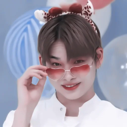 Sticker #niki meme « 🪄 by @lumicore_present - 7