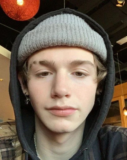 human face person beanie