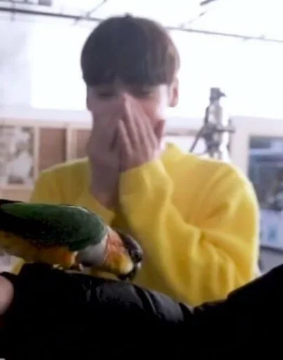 Стикер hueningkai moods by @petitprincekai - 2