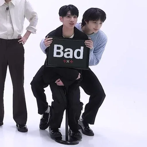 Sticker no_66666bitches - 1