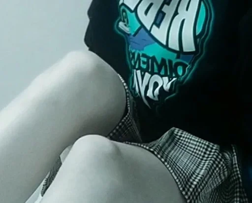 person soft drink girl