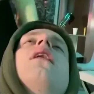 Sticker Больше стикеров: @sticerru - 2