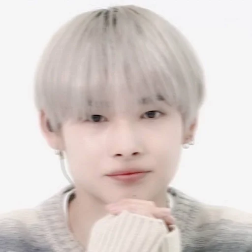 Sticker 🤍🩹 прекрасному нуару :: @fStikBot - 8