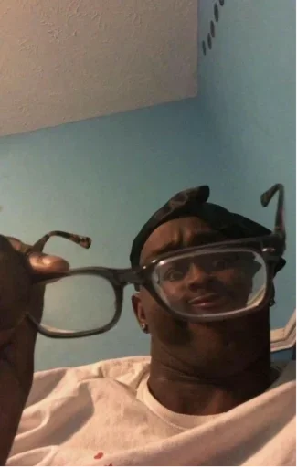 Стикер nvdlns by @fStikBot - 11