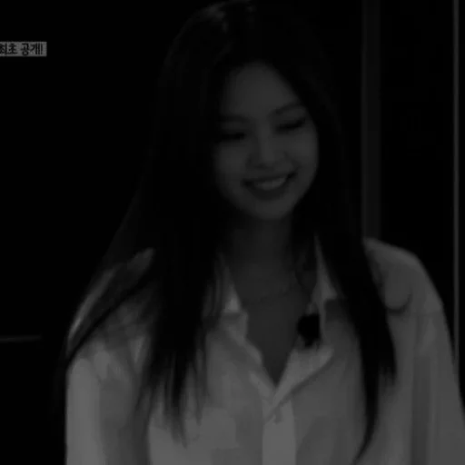 jenniedrk — @nzaraaa - person