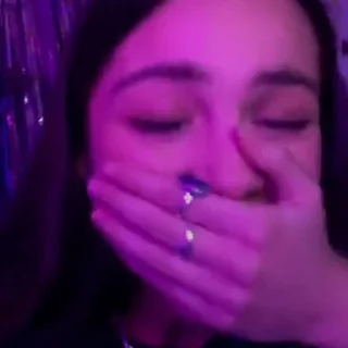 Стикер olivia 🫒 - 1