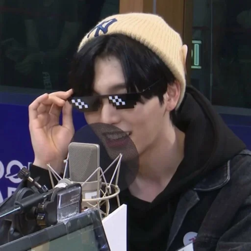 Стикер oneus meme - 10