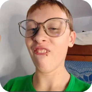 Стикер Создано в @sozdsti_bot - 10