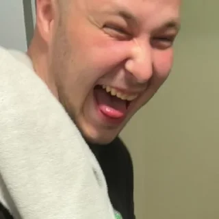 Стикер Создано в @sozdat_stikery_bot - 3