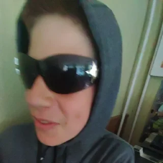 Sticker Создано в @sozdat_stikery_bot - 2