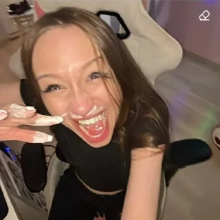 Sticker Создано в @sozdat_stikery_bot - 3