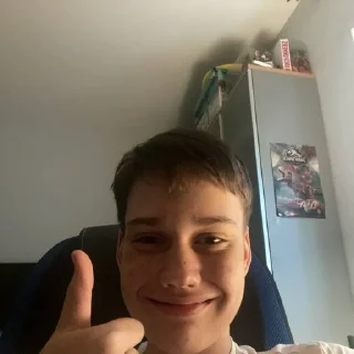 Стикер Создано в @sozdat_stikery_bot - 10