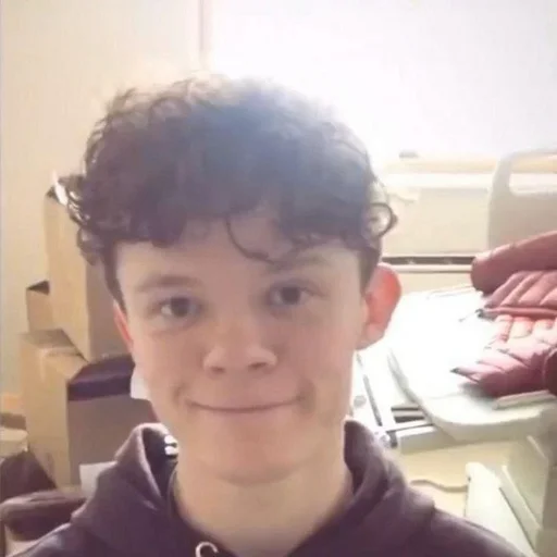 Создано в @sozdat_stikery_bot - 