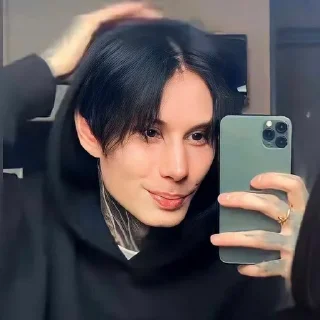 Sticker Создано в @sozdat_stikery_bot - 7