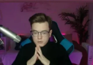 Sticker Илья 😎 @Ctikerubot - 5