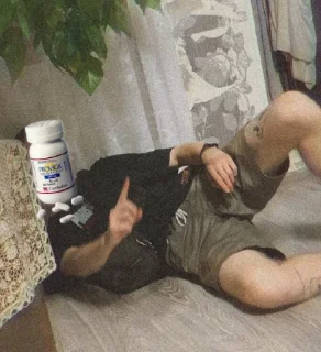 Sticker дима💊 @Ctikerubot - 0