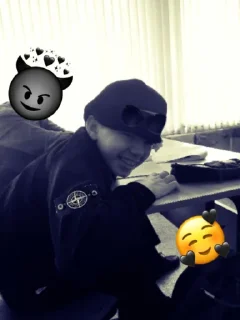 Sticker Илья Рябов легенда @Ctikerubot - 8