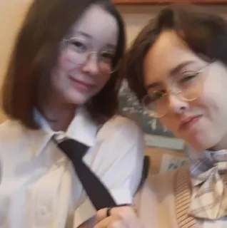 Стикер Жизнь как Клизмы @Ctikerubot - 11