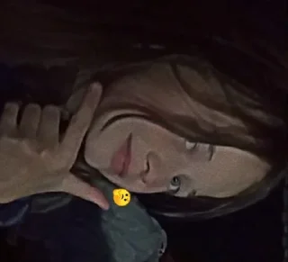 Стикер 😳 @Ctikerubot - 2