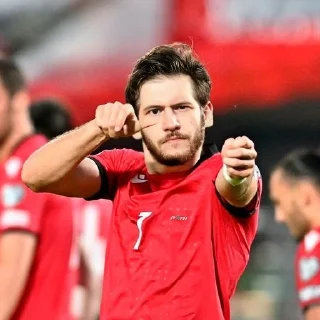 Стикер Создать мемы ➡️ @parimeme_bot - 8