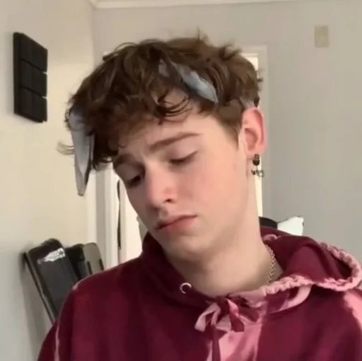 Sticker ПЭЙТОН ГЕЙТОН😔 :: @fStikBot - 6