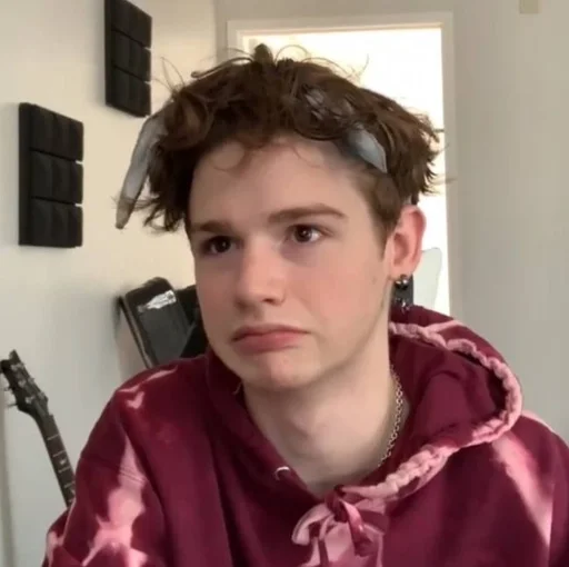 Sticker ПЭЙТОН ГЕЙТОН😔 :: @fStikBot - 3