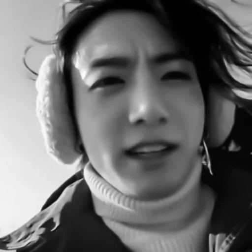 Стикер 🛹-𝐣𝐮𝐧𝐠𝐤𝐨𝐨𝐤`.|@pecjuwr :: @fStikBot - 3