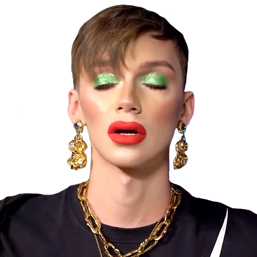 human face necklace lipstick