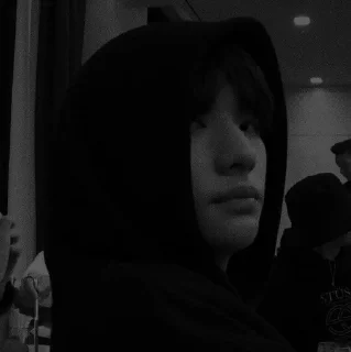 Стикер {hyunjin} @tikellchrRandom - 2