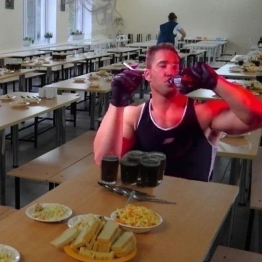 Человек комнатный стол