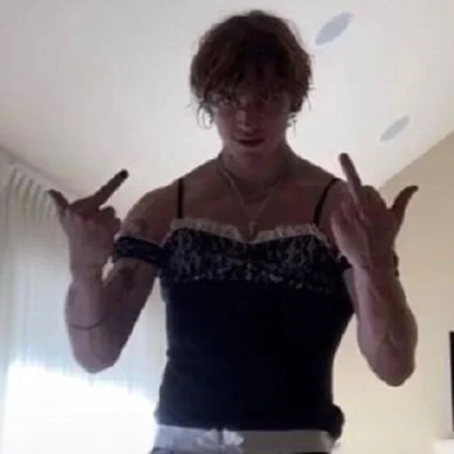 Человек стена комнатный