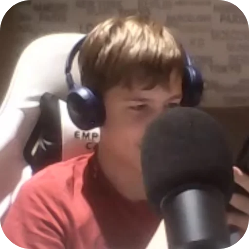 Стикер pk_1489455_by_EmojiRuBot - 1