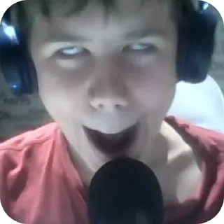 Стикер Пэльмэниусумар ➡️ @EmojiRuBot - 3