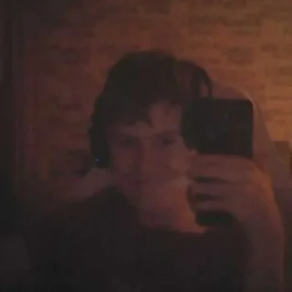 Стикер Пэльмэниусумар ➡️ @EmojiRuBot - 10