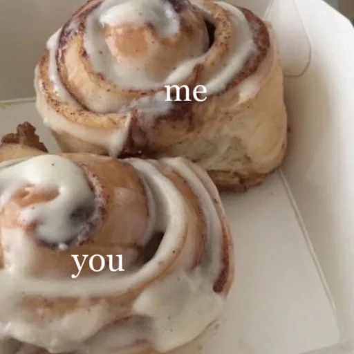 food cinnamon roll dessert