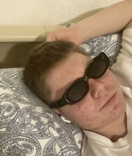 Sticker мотя бро - 2