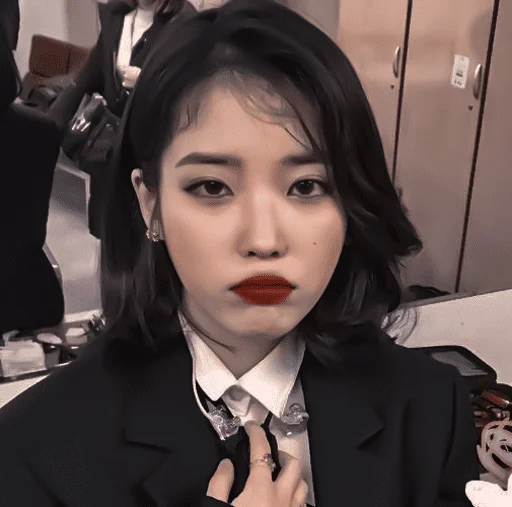 𓍢𓆤 𝓥.𝗂𝗈 ˒ 𝓟.𝗋𝗂𝗇𝖼𝖾𝗌𝗌﹕@fleurvus  ִֶָ   - human face