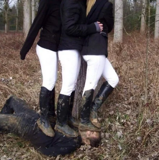 Человек на открытом воздухе ботинок