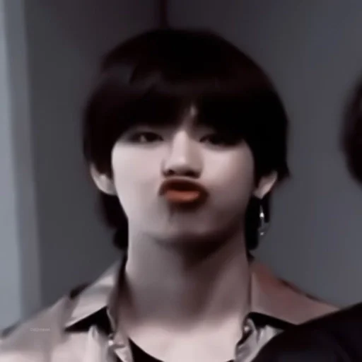 Человек губа человеческое лицо